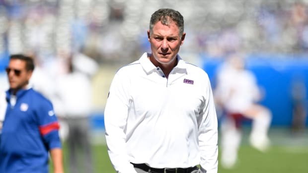 New York Giants head coach Pat Shurmur on the field before the game. The New York Giants host the Washington Redskins in NFL Week 4 on Sunday, Sept. 29, 2019, in East Rutherford. Nyg Vs Was Week 4